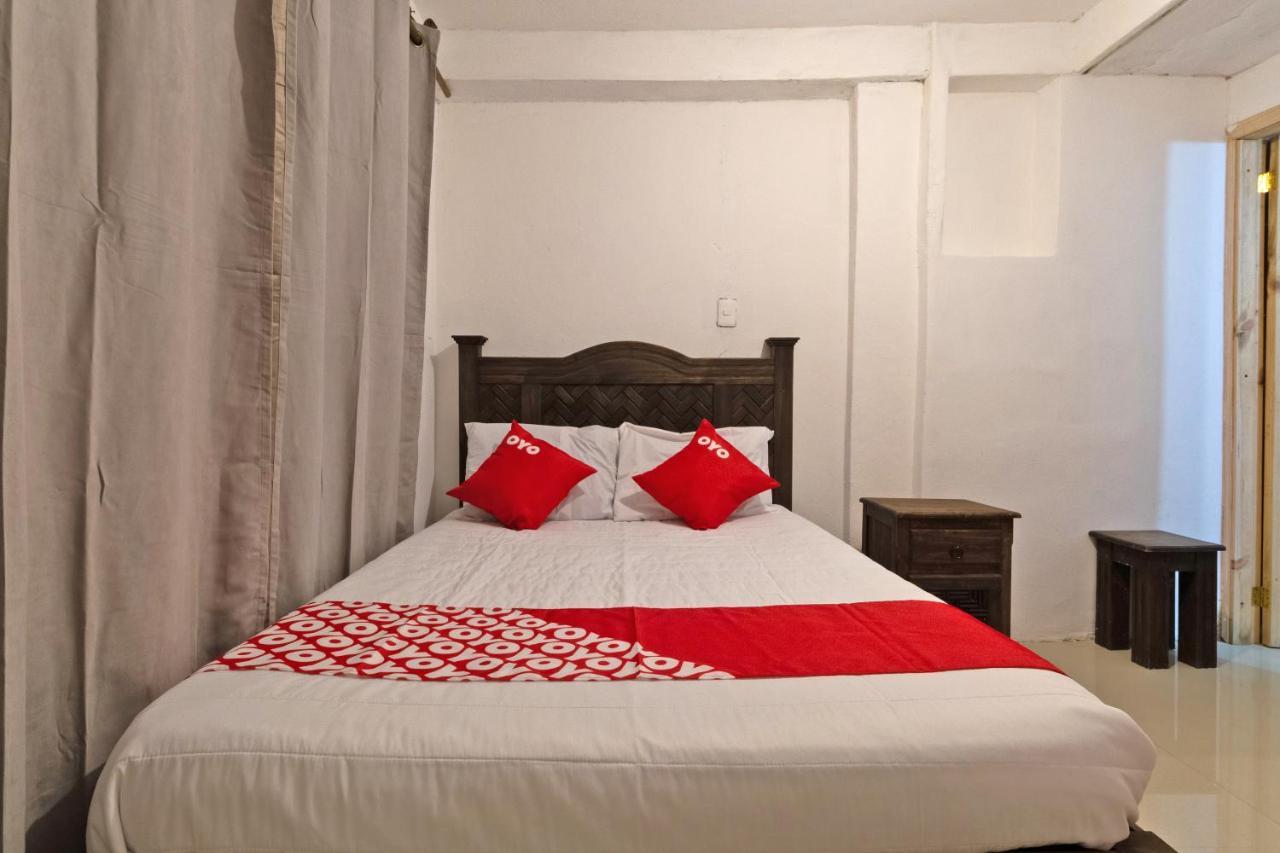 Oyo Hotel Punta Guadalupe, Сан-Крістобаль-де-лас-Касас Екстер'єр фото