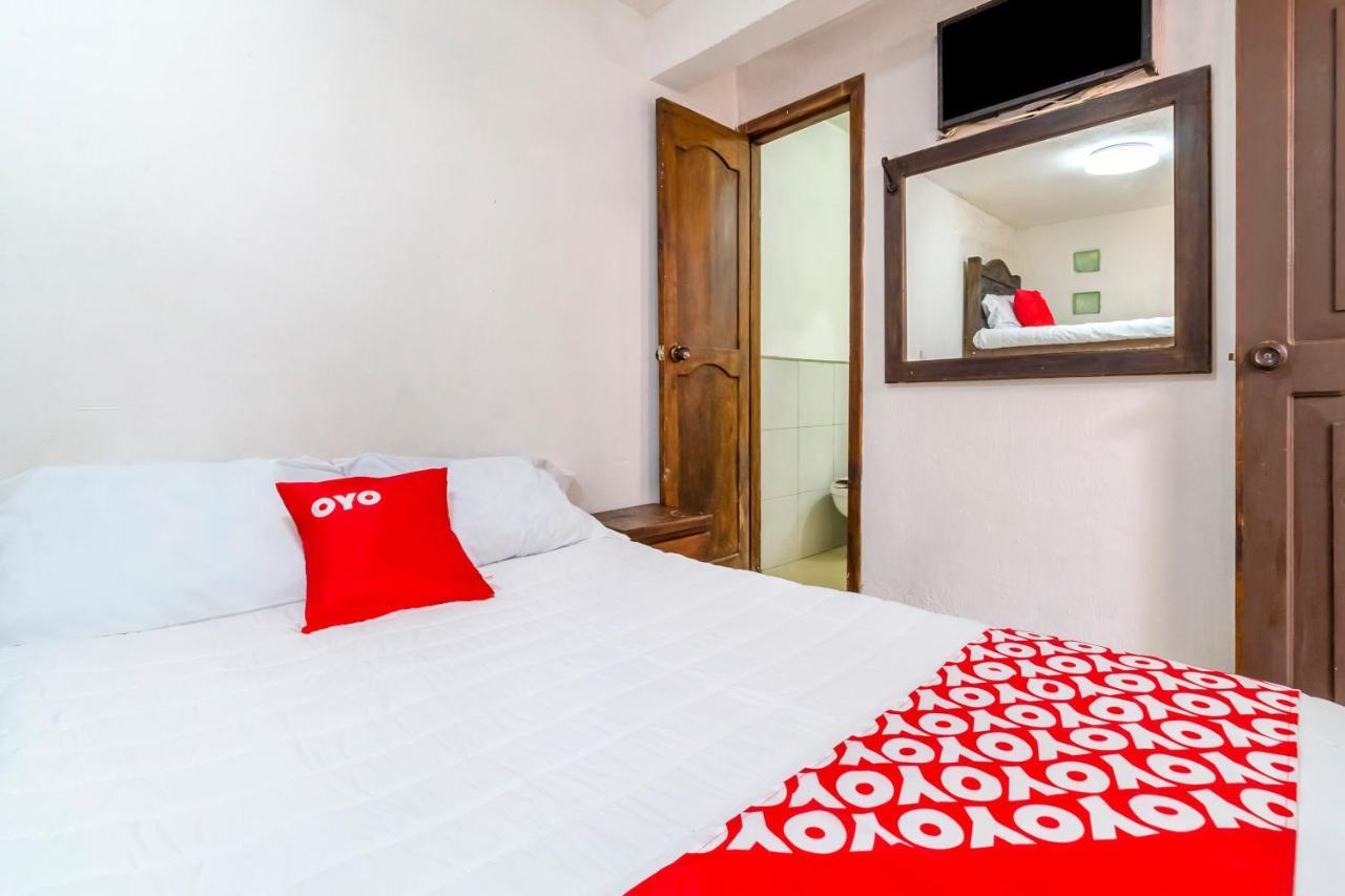 Oyo Hotel Punta Guadalupe, Сан-Крістобаль-де-лас-Касас Екстер'єр фото